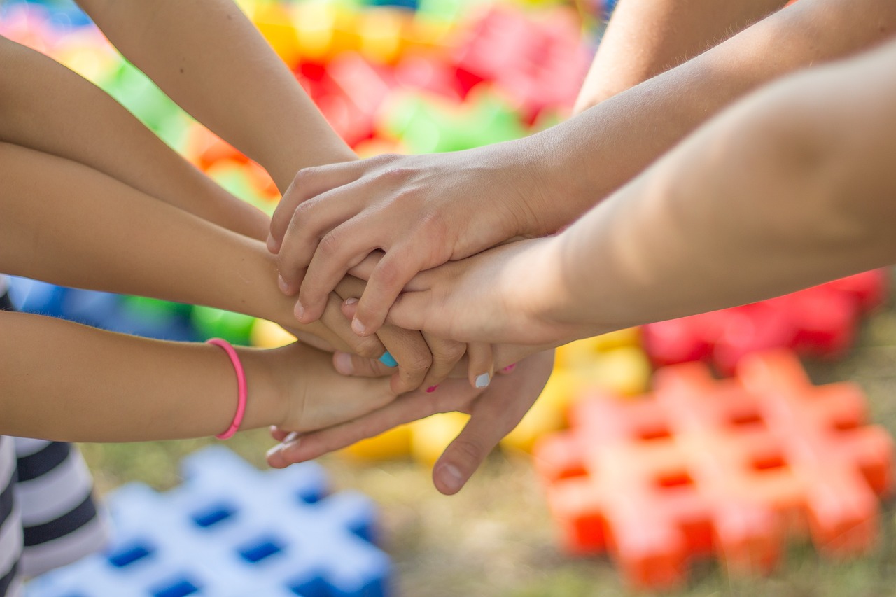 Tired of an Empty Timeline? Here's How to Find Your Tribe on Bluesky